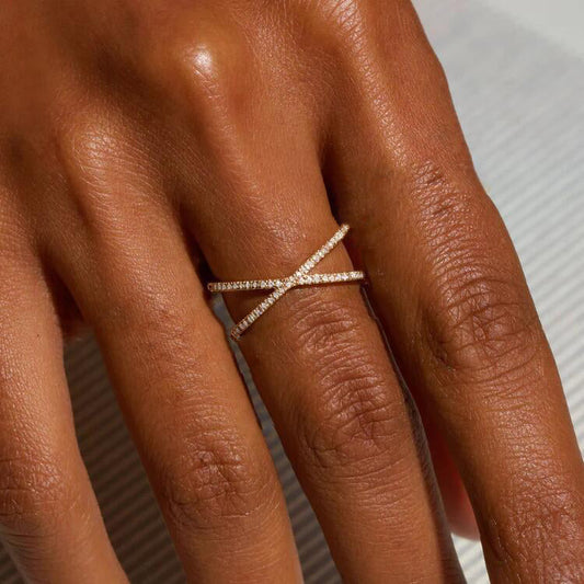 Nia Gull Diamant Kors Ring