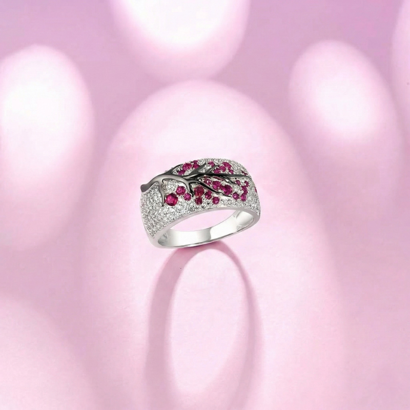 Rubin Blossom Tree Ring | Hvitt Gull