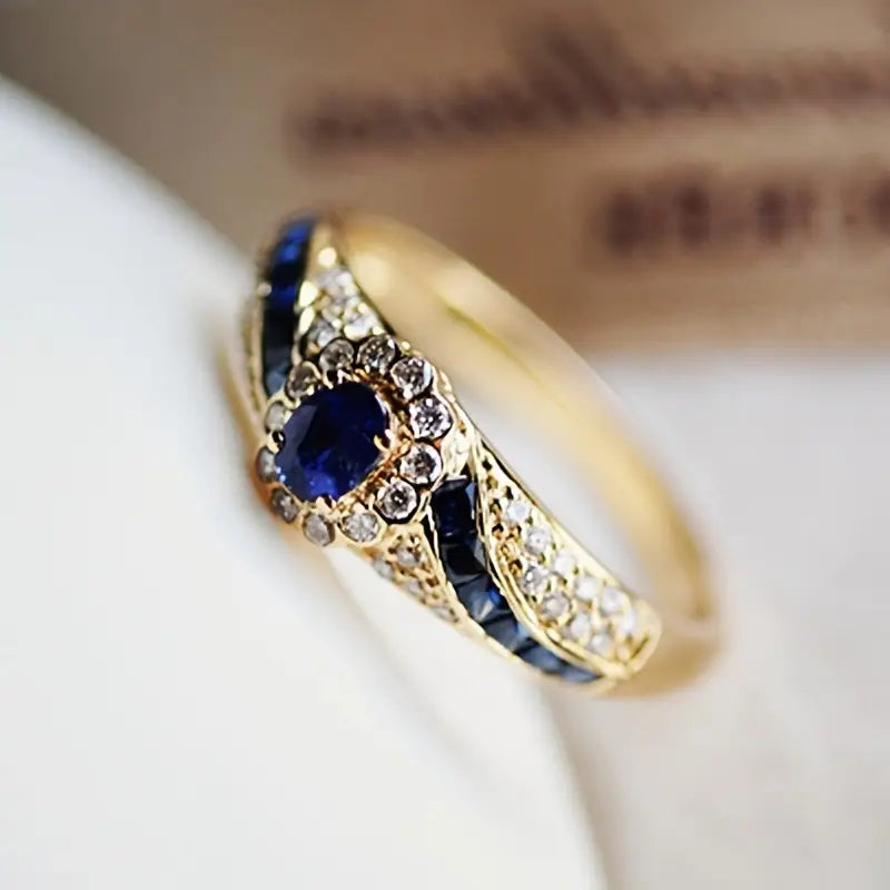 Avelisse Moraziel Ring | Gull