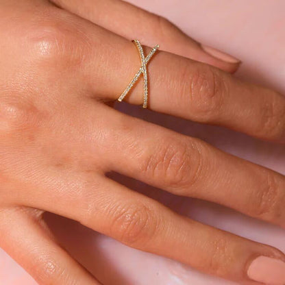 Nia Gull Diamant Kors Ring