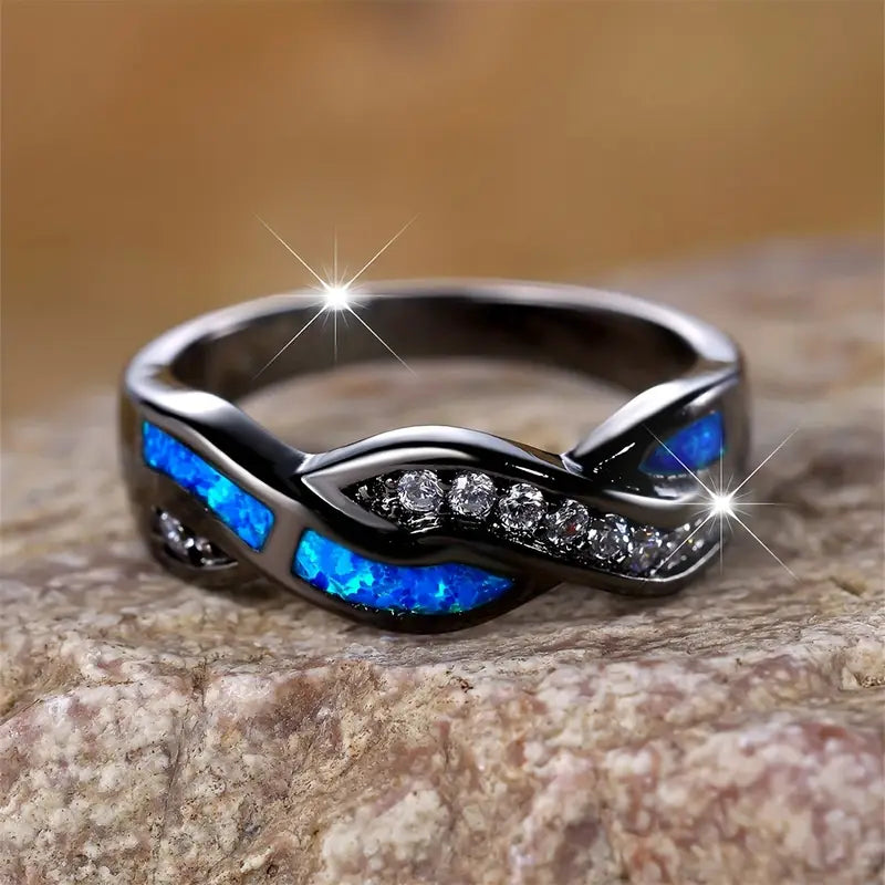 Thessia Lunebray Ring | Hvitt Gull