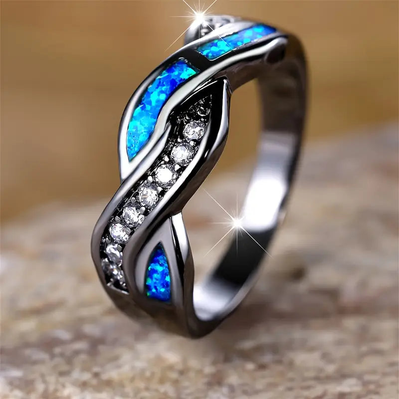 Thessia Lunebray Ring | Hvitt Gull