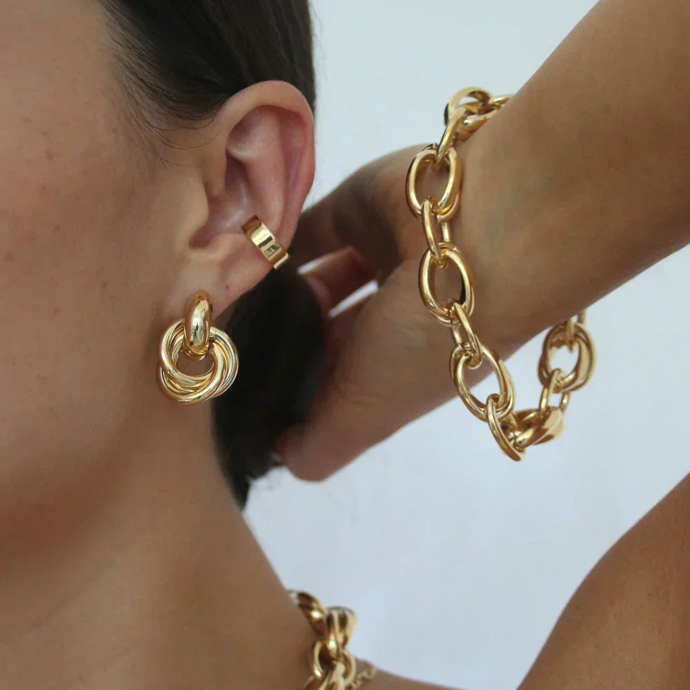Statement Interlocking Øredobber | Gull