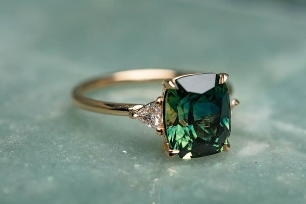 Gull Smaragd Solitaire Ring